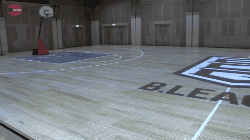 Japan Creates LED Basketball Court For Pro League 