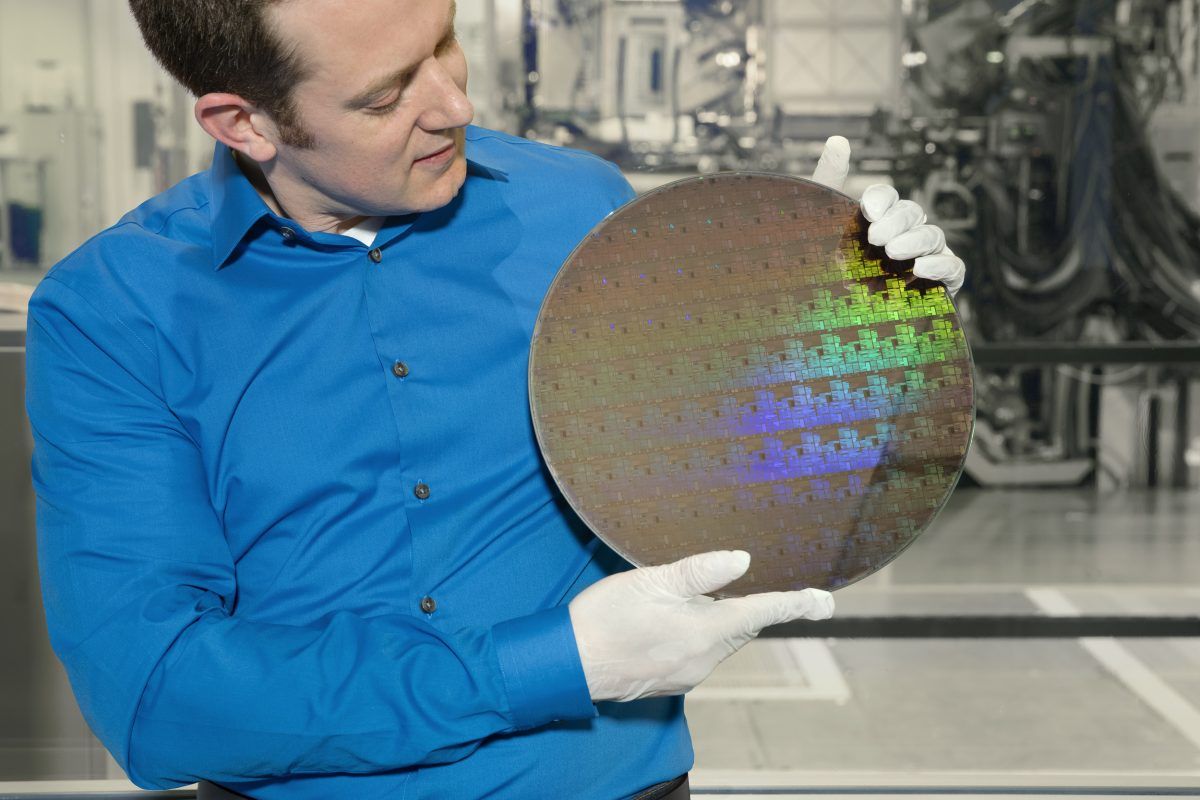 IBM unveils world’s first 5nm chip