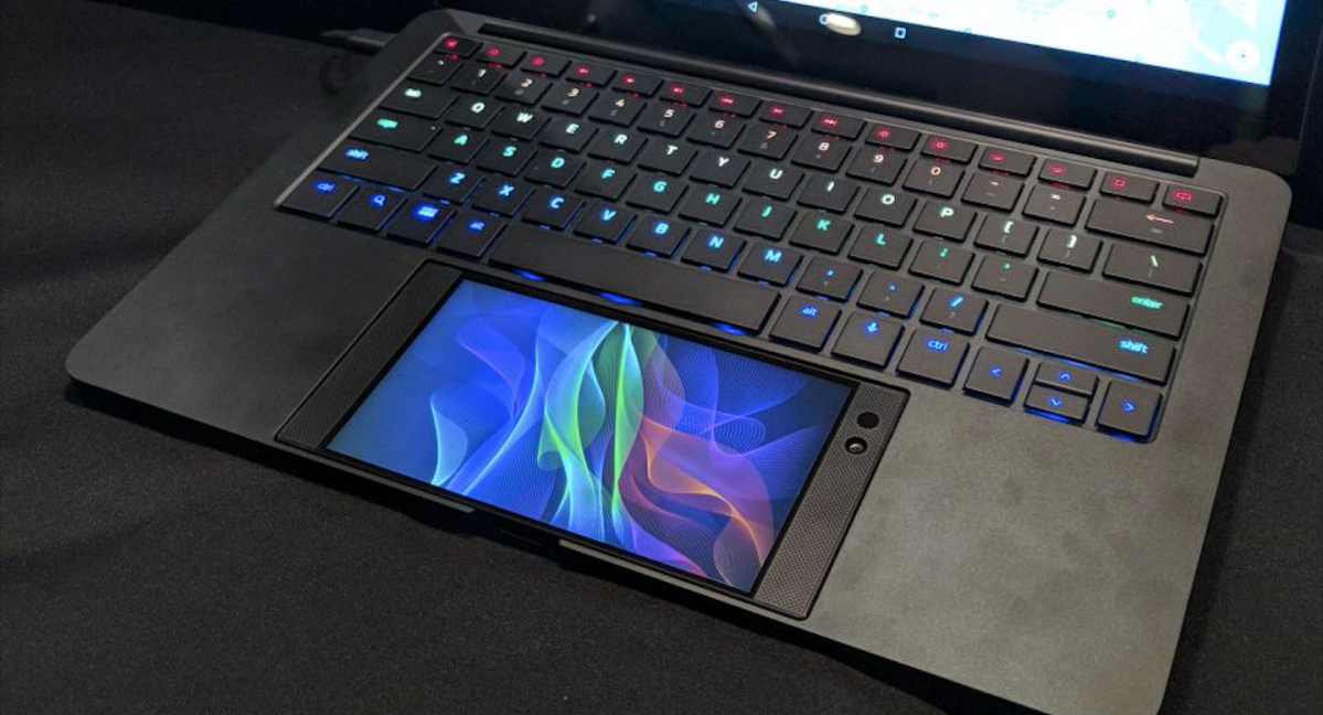 Razer Wants To Turn Its Gaming Phone Into A Laptop