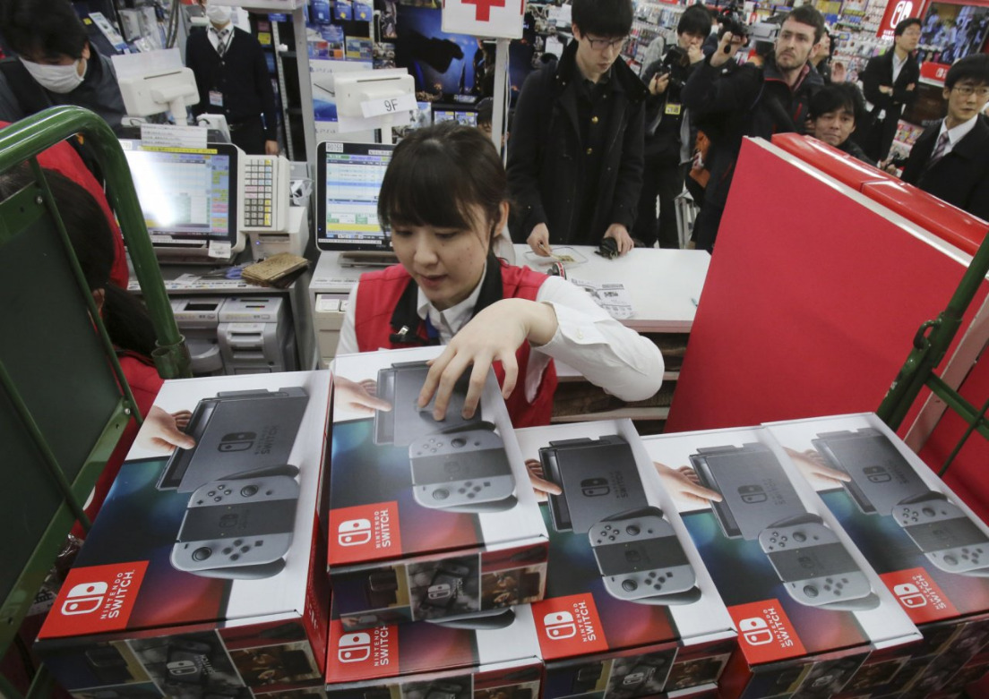 Amazingly, the Switch is slowly approaching the PS4’s total hardware sales in Japan